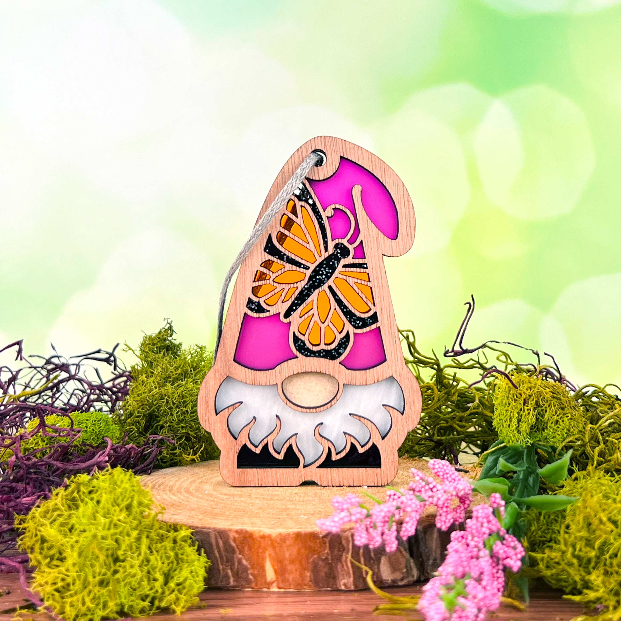natures-gnomes-2024-q3-monarch-butterfly-2974