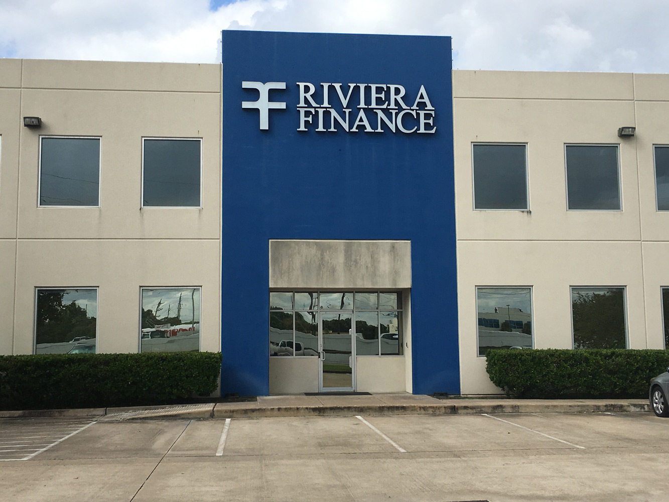 photo-editing-riviera-finance-building-before